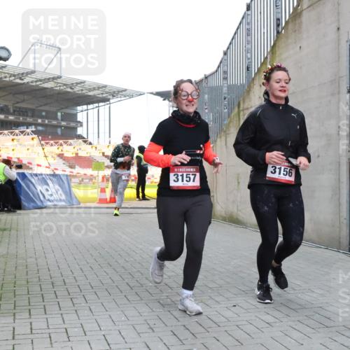 08.12.2024 - St. Pauli X-Mass-Run No. 14 H.Heesch http://msf.ph/oto/7495549 08.12.2024 09:59:53 Ziel 431, 2746, 2762, 3156, 3157, 190, 3156, 3157 meine-sportfotos.de