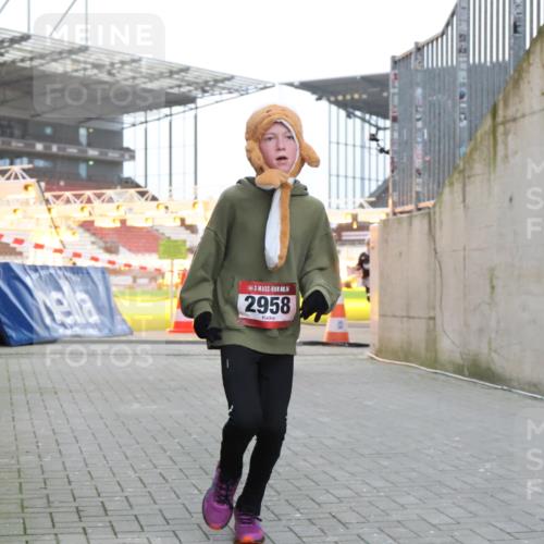 08.12.2024 - St. Pauli X-Mass-Run No. 14 H.Heesch http://msf.ph/oto/7496293 08.12.2024 10:00:15 Ziel 100, 2478, 2480, 2932, 2958, 3294, 123, 2478, 2480, 2739, 2958 meine-sportfotos.de