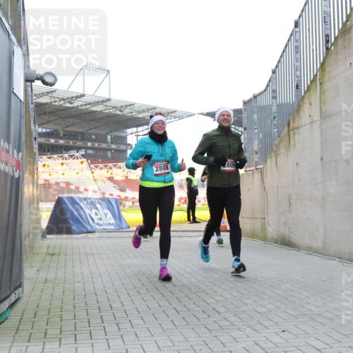 08.12.2024 - St. Pauli X-Mass-Run No. 14 H.Heesch http://msf.ph/oto/7497483 08.12.2024 10:01:16 Ziel 642, 2808, 2809, 410, 1750, 1773, 2447, 2808, 2809, 3033 meine-sportfotos.de