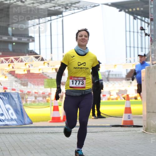 08.12.2024 - St. Pauli X-Mass-Run No. 14 H.Heesch http://msf.ph/oto/7497506 08.12.2024 10:01:17 Ziel 642, 2808, 2809, 410, 1750, 1773, 2447, 2808, 2809, 3033 meine-sportfotos.de