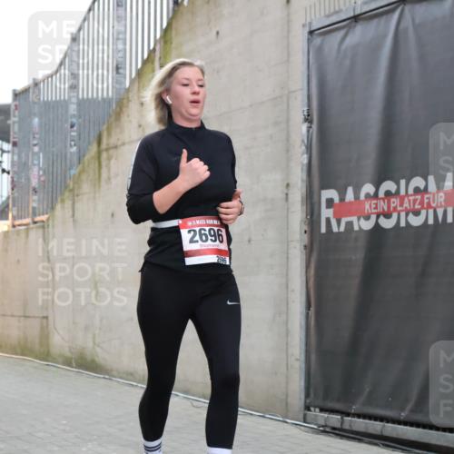 08.12.2024 - St. Pauli X-Mass-Run No. 14 H.Heesch http://msf.ph/oto/7497769 08.12.2024 10:01:33 Ziel 410, 418, 1750, 2447, 418, 512, 713, 2696 meine-sportfotos.de
