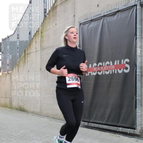 08.12.2024 - St. Pauli X-Mass-Run No. 14 H.Heesch http://msf.ph/oto/7497791 08.12.2024 10:01:33 Ziel 410, 418, 1750, 2447, 418, 512, 713, 2696 meine-sportfotos.de