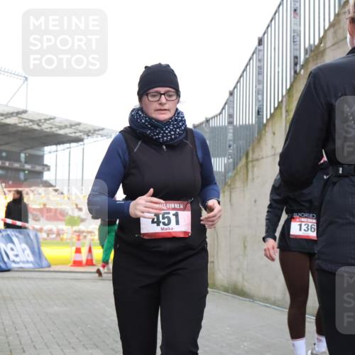 08.12.2024 - St. Pauli X-Mass-Run No. 14 H.Heesch http://msf.ph/oto/7498660 08.12.2024 10:09:01 Ziel 23, 136, 292, 301, 436, 449, 451, 731, 1167, 1183, 1310, 1952, 1961, 2753, 54, 136, 451, 731 meine-sportfotos.de