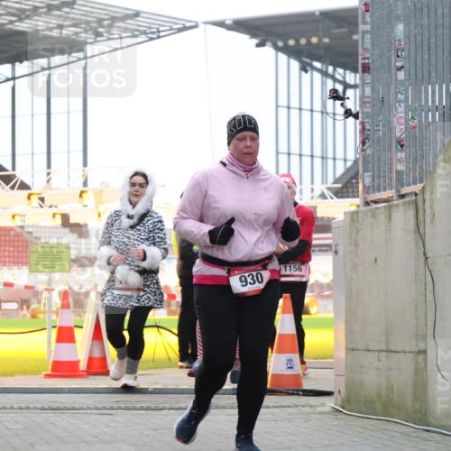 08.12.2024 - St. Pauli X-Mass-Run No. 14 H.Heesch http://msf.ph/oto/7498797 08.12.2024 10:09:13 Ziel 54, 136, 451, 731, 325, 930, 1156, 1159, 2205 meine-sportfotos.de