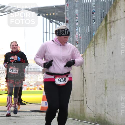 08.12.2024 - St. Pauli X-Mass-Run No. 14 H.Heesch http://msf.ph/oto/7498838 08.12.2024 10:09:14 Ziel 54, 136, 451, 325, 930, 1156, 1159, 2205 meine-sportfotos.de