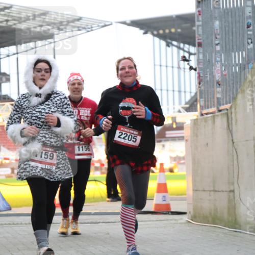 08.12.2024 - St. Pauli X-Mass-Run No. 14 H.Heesch http://msf.ph/oto/7498880 08.12.2024 10:09:15 Ziel 54, 136, 930, 2205, 325, 930, 1156, 1159, 2205 meine-sportfotos.de