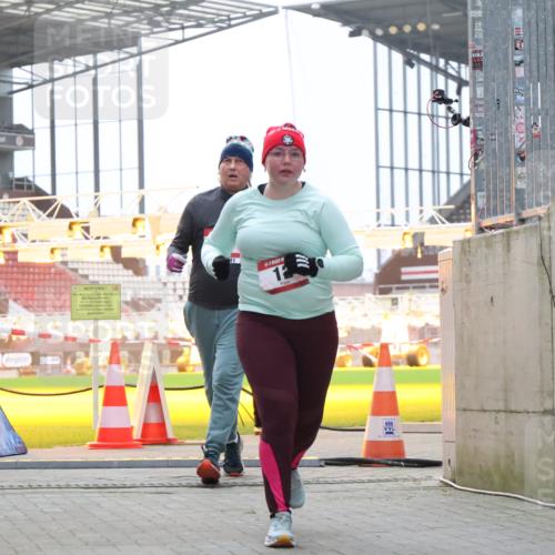 08.12.2024 - St. Pauli X-Mass-Run No. 14 H.Heesch http://msf.ph/oto/7499403 08.12.2024 10:09:41 Ziel 343, 2749, 2752, 12, 891 meine-sportfotos.de
