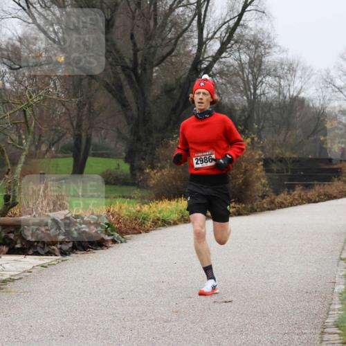 08.12.2024 - St. Pauli X-Mass-Run No. 14 Strokosch-Dieckow http://msf.ph/oto/7500503 08.12.2024 09:42:01 Laufen 2986 meine-sportfotos.de
