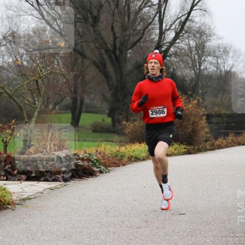 08.12.2024 - St. Pauli X-Mass-Run No. 14 Strokosch-Dieckow http://msf.ph/oto/7500507 08.12.2024 09:42:01 Laufen 2986 meine-sportfotos.de