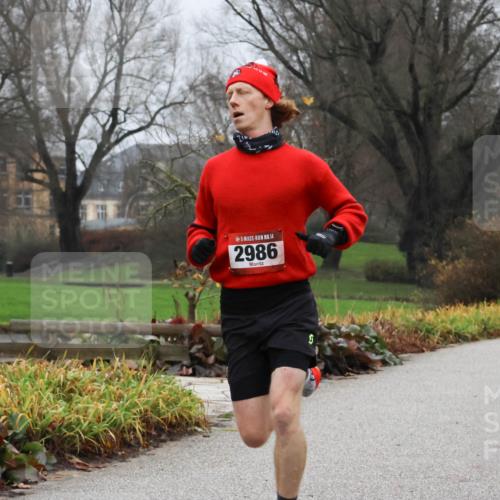 08.12.2024 - St. Pauli X-Mass-Run No. 14 Strokosch-Dieckow http://msf.ph/oto/7500526 08.12.2024 09:42:02 Laufen 14, 2986 meine-sportfotos.de