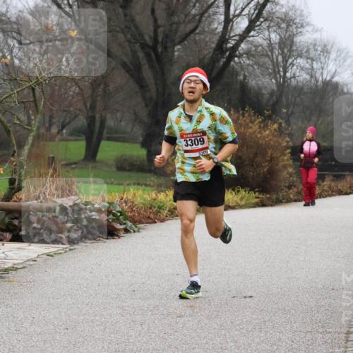 08.12.2024 - St. Pauli X-Mass-Run No. 14 Strokosch-Dieckow http://msf.ph/oto/7500586 08.12.2024 09:43:28 Laufen 34, 3309, 3309 meine-sportfotos.de