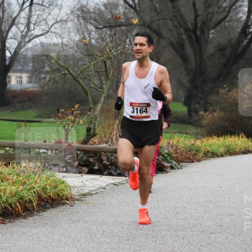 08.12.2024 - St. Pauli X-Mass-Run No. 14 Strokosch-Dieckow http://msf.ph/oto/7500613 08.12.2024 09:43:39 Laufen 14, 3164 meine-sportfotos.de