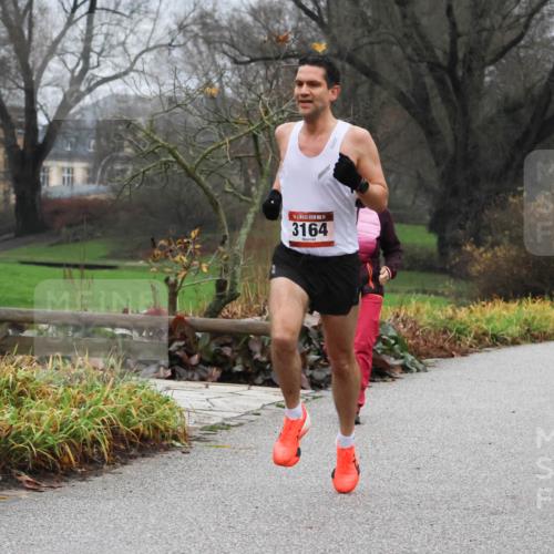 08.12.2024 - St. Pauli X-Mass-Run No. 14 Strokosch-Dieckow http://msf.ph/oto/7500618 08.12.2024 09:43:39 Laufen 14, 3164 meine-sportfotos.de