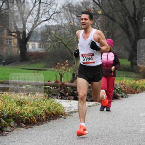 08.12.2024 - St. Pauli X-Mass-Run No. 14 Strokosch-Dieckow http://msf.ph/oto/7500622 08.12.2024 09:43:39 Laufen 14, 3164 meine-sportfotos.de