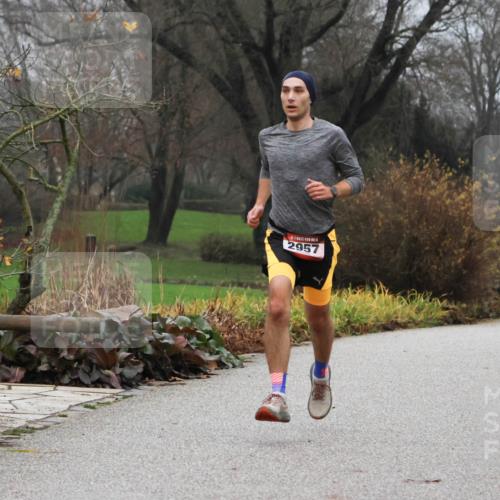 08.12.2024 - St. Pauli X-Mass-Run No. 14 Strokosch-Dieckow http://msf.ph/oto/7500646 08.12.2024 09:43:59 Laufen 2957 meine-sportfotos.de