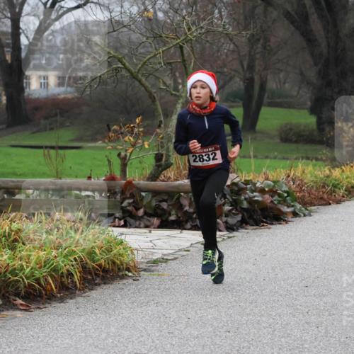 08.12.2024 - St. Pauli X-Mass-Run No. 14 Strokosch-Dieckow http://msf.ph/oto/7500779 08.12.2024 09:44:40 Laufen 14, 2832 meine-sportfotos.de