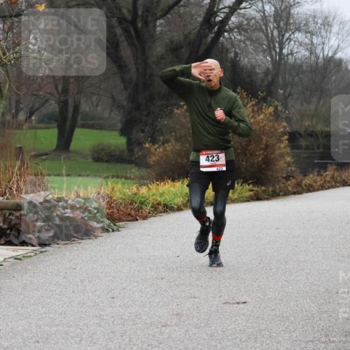 08.12.2024 - St. Pauli X-Mass-Run No. 14 Strokosch-Dieckow http://msf.ph/oto/7500855 08.12.2024 09:44:58 Laufen 423, 423 meine-sportfotos.de
