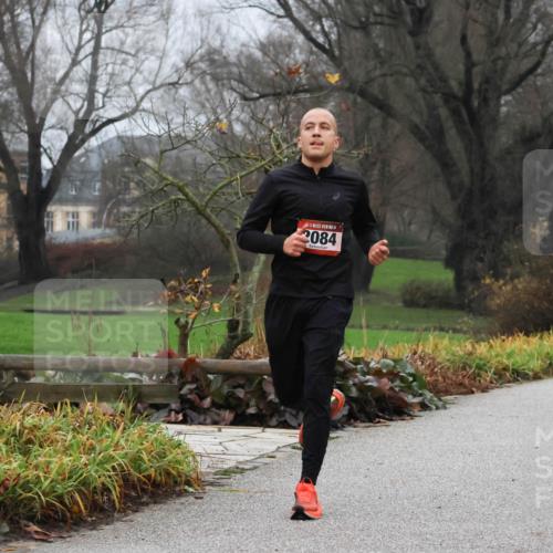08.12.2024 - St. Pauli X-Mass-Run No. 14 Strokosch-Dieckow http://msf.ph/oto/7500964 08.12.2024 09:45:35 Laufen 2084, 2844 meine-sportfotos.de