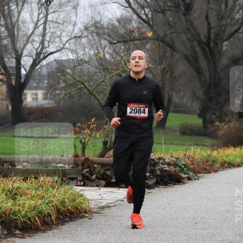 08.12.2024 - St. Pauli X-Mass-Run No. 14 Strokosch-Dieckow http://msf.ph/oto/7500965 08.12.2024 09:45:35 Laufen 4, 2084, 2844 meine-sportfotos.de