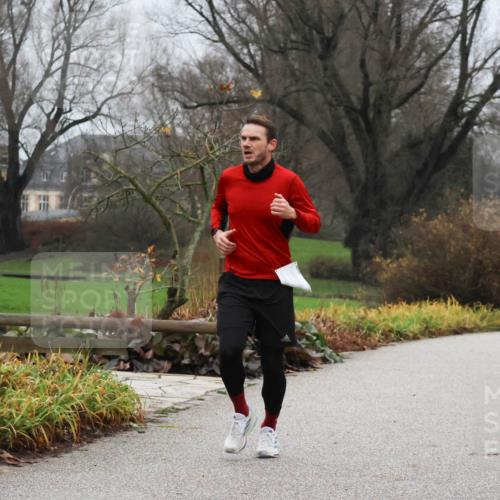 08.12.2024 - St. Pauli X-Mass-Run No. 14 Strokosch-Dieckow http://msf.ph/oto/7501020 08.12.2024 09:46:01 Laufen  meine-sportfotos.de