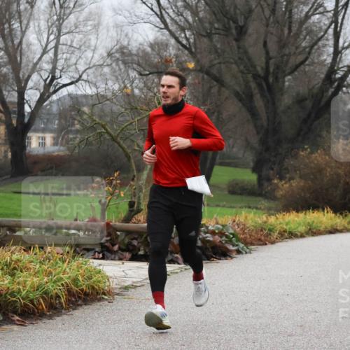 08.12.2024 - St. Pauli X-Mass-Run No. 14 Strokosch-Dieckow http://msf.ph/oto/7501025 08.12.2024 09:46:01 Laufen  meine-sportfotos.de