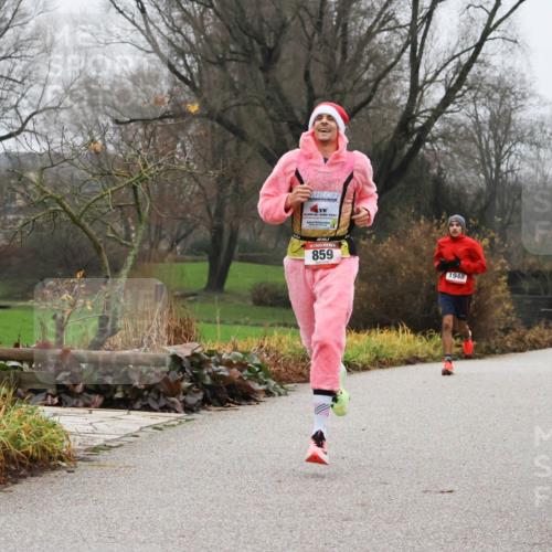 08.12.2024 - St. Pauli X-Mass-Run No. 14 Strokosch-Dieckow http://msf.ph/oto/7501040 08.12.2024 09:46:12 Laufen 859, 1948 meine-sportfotos.de