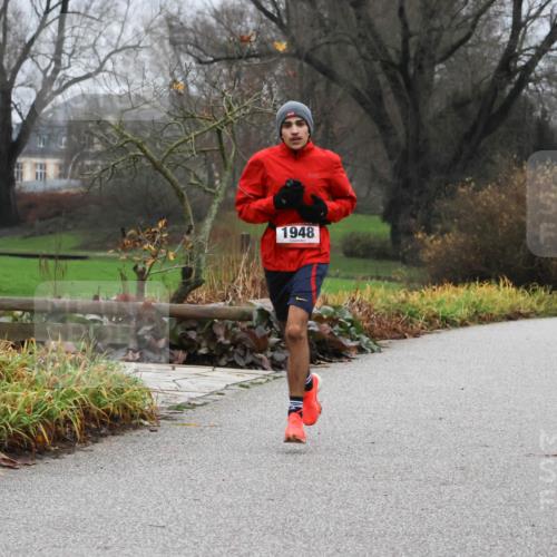 08.12.2024 - St. Pauli X-Mass-Run No. 14 Strokosch-Dieckow http://msf.ph/oto/7501065 08.12.2024 09:46:15 Laufen 1948 meine-sportfotos.de