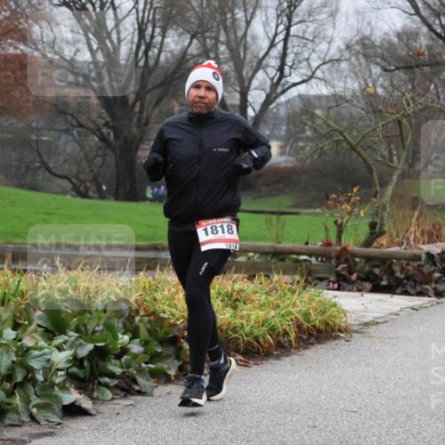 08.12.2024 - St. Pauli X-Mass-Run No. 14 Strokosch-Dieckow http://msf.ph/oto/7501098 08.12.2024 09:46:26 Laufen 1818, 1818, 341 meine-sportfotos.de