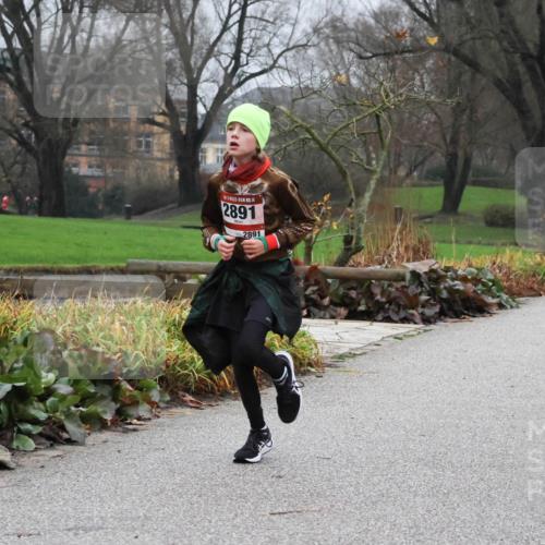 08.12.2024 - St. Pauli X-Mass-Run No. 14 Strokosch-Dieckow http://msf.ph/oto/7501128 08.12.2024 09:46:35 Laufen 14, 2891, 2891, 2588 meine-sportfotos.de