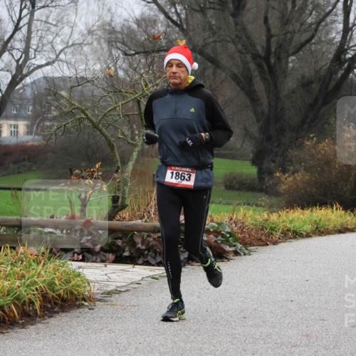 08.12.2024 - St. Pauli X-Mass-Run No. 14 Strokosch-Dieckow http://msf.ph/oto/7501153 08.12.2024 09:46:40 Laufen 1863 meine-sportfotos.de