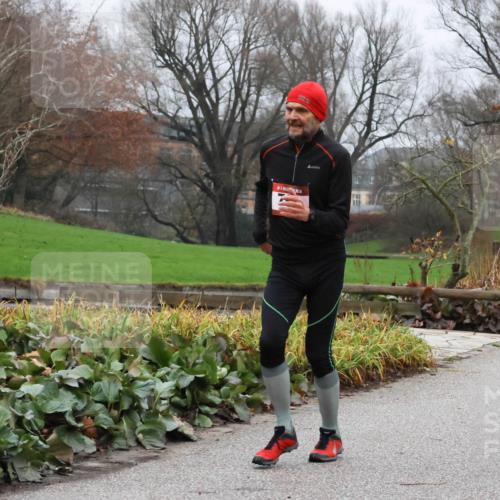 08.12.2024 - St. Pauli X-Mass-Run No. 14 Strokosch-Dieckow http://msf.ph/oto/7501261 08.12.2024 09:47:26 Laufen  meine-sportfotos.de