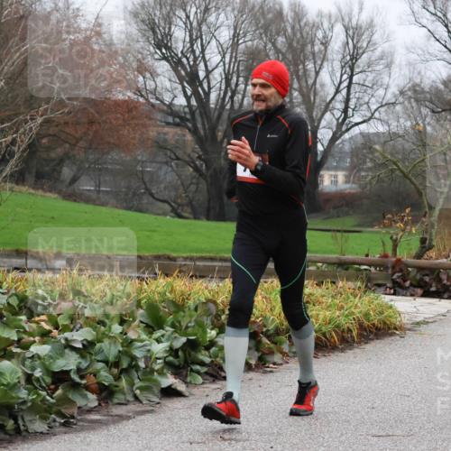 08.12.2024 - St. Pauli X-Mass-Run No. 14 Strokosch-Dieckow http://msf.ph/oto/7501264 08.12.2024 09:47:26 Laufen  meine-sportfotos.de