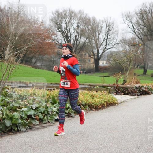 08.12.2024 - St. Pauli X-Mass-Run No. 14 Strokosch-Dieckow http://msf.ph/oto/7501300 08.12.2024 09:47:44 Laufen 384, 1754 meine-sportfotos.de