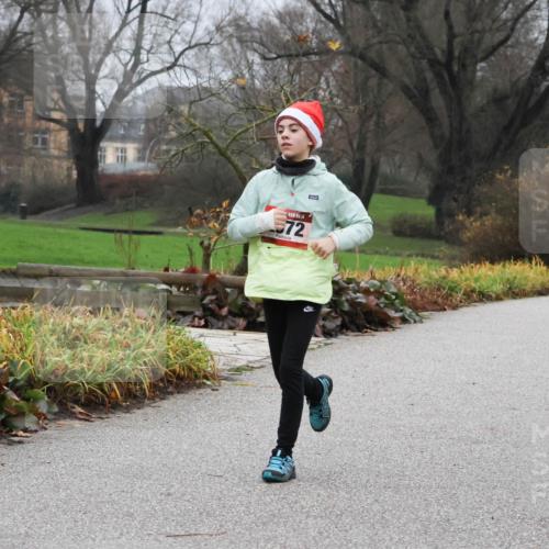 08.12.2024 - St. Pauli X-Mass-Run No. 14 Strokosch-Dieckow http://msf.ph/oto/7501495 08.12.2024 09:48:44 Laufen 14, 572 meine-sportfotos.de