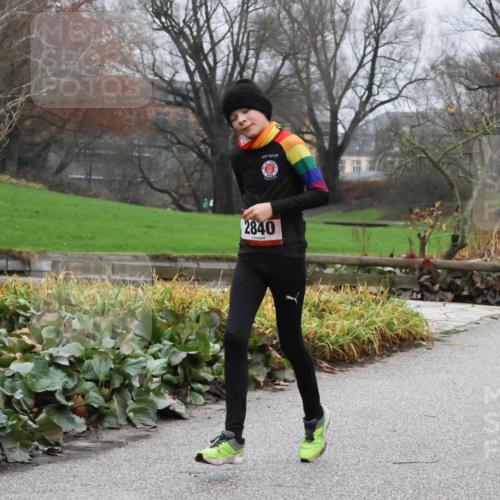 08.12.2024 - St. Pauli X-Mass-Run No. 14 Strokosch-Dieckow http://msf.ph/oto/7501510 08.12.2024 09:48:52 Laufen 2840, 2932 meine-sportfotos.de