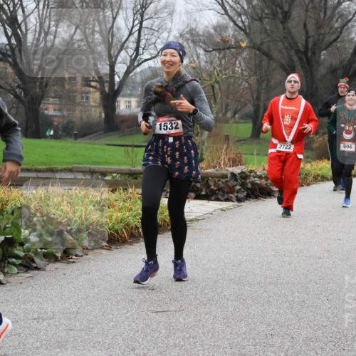 08.12.2024 - St. Pauli X-Mass-Run No. 14 Strokosch-Dieckow http://msf.ph/oto/7501547 08.12.2024 09:48:55 Laufen 14, 2842, 1532, 2722, 904 meine-sportfotos.de