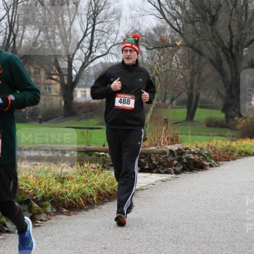 08.12.2024 - St. Pauli X-Mass-Run No. 14 Strokosch-Dieckow http://msf.ph/oto/7501579 08.12.2024 09:48:59 Laufen 4, 904, 488, 49 meine-sportfotos.de