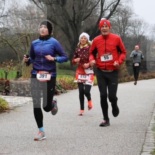 08.12.2024 - St. Pauli X-Mass-Run No. 14 Strokosch-Dieckow http://msf.ph/oto/7501643 08.12.2024 09:49:05 Laufen 14, 3171, 3171, 391, 510, 55, 1396, 1397 meine-sportfotos.de