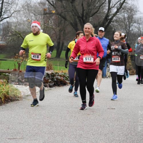 08.12.2024 - St. Pauli X-Mass-Run No. 14 Strokosch-Dieckow http://msf.ph/oto/7502037 08.12.2024 09:51:02 Laufen 73, 418, 512, 1, 3033, 3013 meine-sportfotos.de