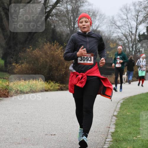 08.12.2024 - St. Pauli X-Mass-Run No. 14 Strokosch-Dieckow http://msf.ph/oto/7502067 08.12.2024 09:51:25 Laufen 14, 3093 meine-sportfotos.de