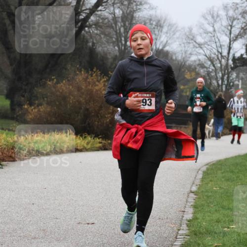 08.12.2024 - St. Pauli X-Mass-Run No. 14 Strokosch-Dieckow http://msf.ph/oto/7502068 08.12.2024 09:51:25 Laufen 14, 93, 1750 meine-sportfotos.de