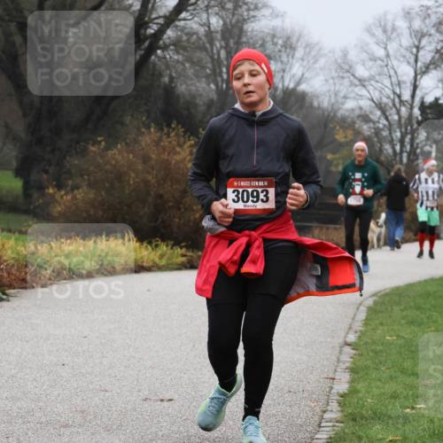 08.12.2024 - St. Pauli X-Mass-Run No. 14 Strokosch-Dieckow http://msf.ph/oto/7502069 08.12.2024 09:51:25 Laufen 14, 3093, 1750 meine-sportfotos.de
