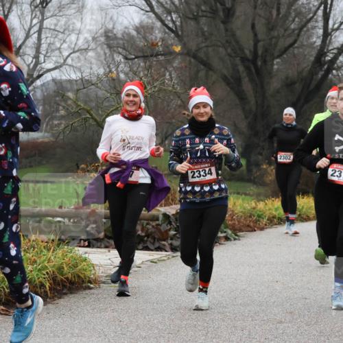 08.12.2024 - St. Pauli X-Mass-Run No. 14 Strokosch-Dieckow http://msf.ph/oto/7502146 08.12.2024 09:52:04 Laufen 1965, 10, 14, 14, 2334, 2302, 2371, 12, 23 meine-sportfotos.de