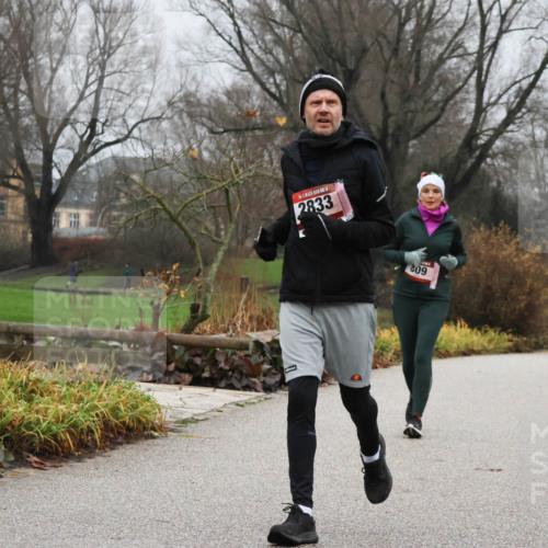 08.12.2024 - St. Pauli X-Mass-Run No. 14 Strokosch-Dieckow http://msf.ph/oto/7502180 08.12.2024 09:52:12 Laufen 602, 2833 meine-sportfotos.de