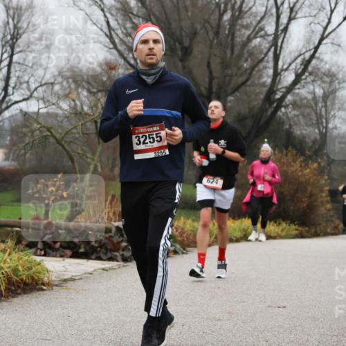 08.12.2024 - St. Pauli X-Mass-Run No. 14 Strokosch-Dieckow http://msf.ph/oto/7502238 08.12.2024 09:52:37 Laufen 14, 3255, 3255, 624 meine-sportfotos.de