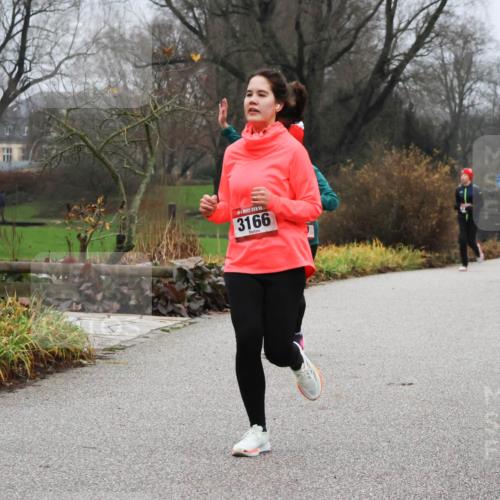 08.12.2024 - St. Pauli X-Mass-Run No. 14 Strokosch-Dieckow http://msf.ph/oto/7502286 08.12.2024 09:53:09 Laufen 3166, 3340, 3341 meine-sportfotos.de