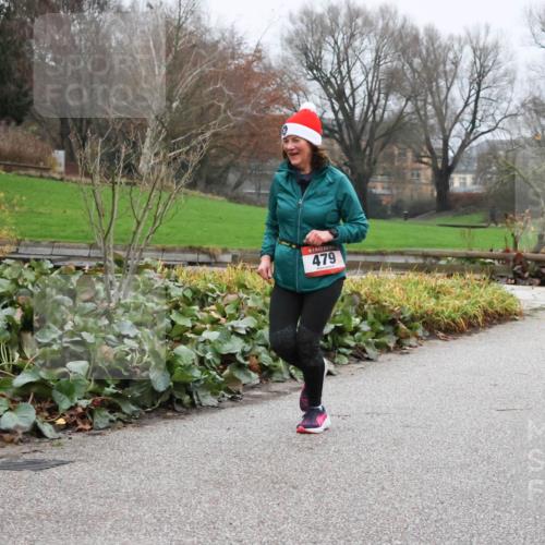 08.12.2024 - St. Pauli X-Mass-Run No. 14 Strokosch-Dieckow http://msf.ph/oto/7502295 08.12.2024 09:53:11 Laufen 479 meine-sportfotos.de