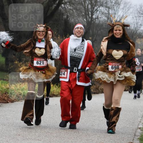 08.12.2024 - St. Pauli X-Mass-Run No. 14 Strokosch-Dieckow http://msf.ph/oto/7502448 08.12.2024 09:54:04 Laufen 14, 621, 15, 14, 24, 0, 14, 698, 3083, 3257 meine-sportfotos.de