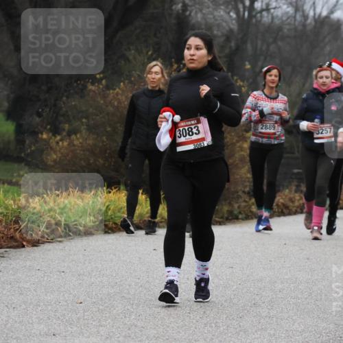 08.12.2024 - St. Pauli X-Mass-Run No. 14 Strokosch-Dieckow http://msf.ph/oto/7502458 08.12.2024 09:54:11 Laufen 14, 3083, 3083, 2889, 3257, 3195, 1720 meine-sportfotos.de