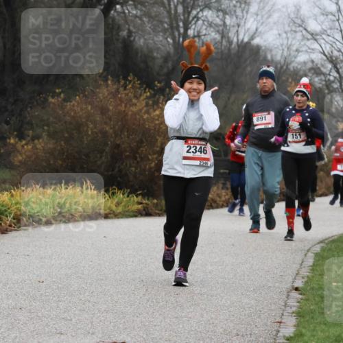 08.12.2024 - St. Pauli X-Mass-Run No. 14 Strokosch-Dieckow http://msf.ph/oto/7502628 08.12.2024 09:55:32 Laufen 2346, 2346, 891, 151 meine-sportfotos.de